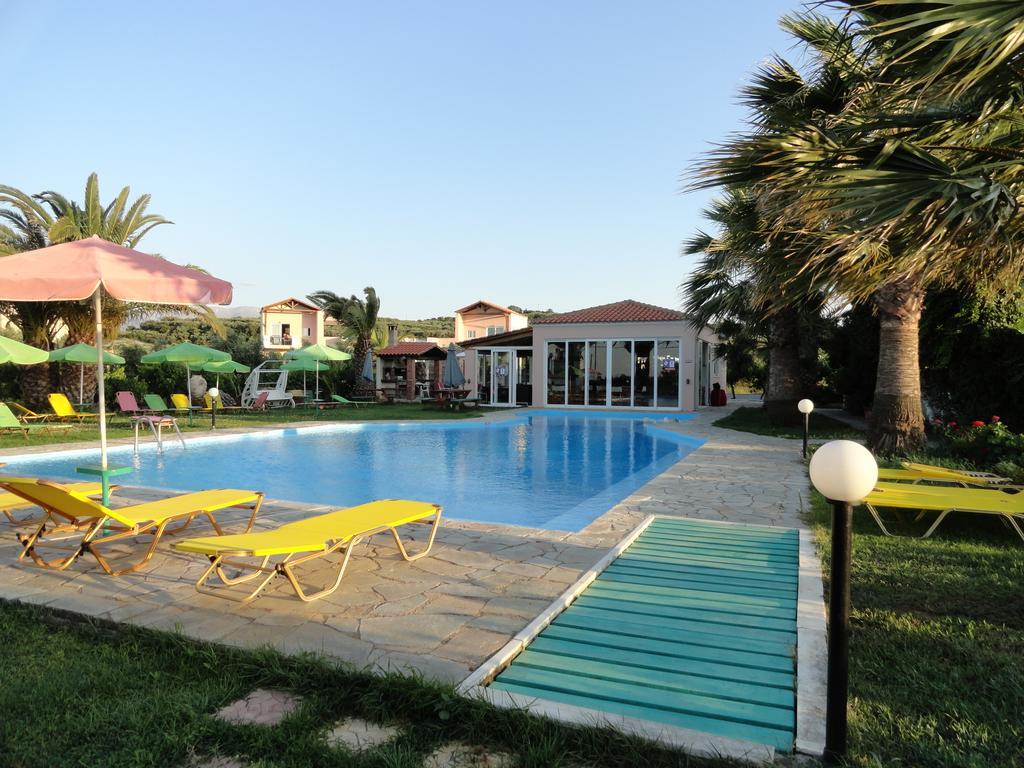 Pardalakis Studios Gerani  Exteriér fotografie