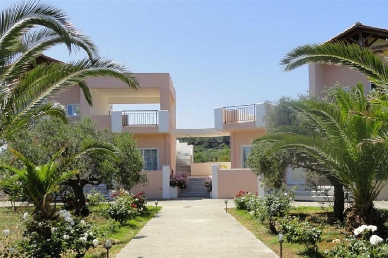 Pardalakis Studios Gerani  Exteriér fotografie